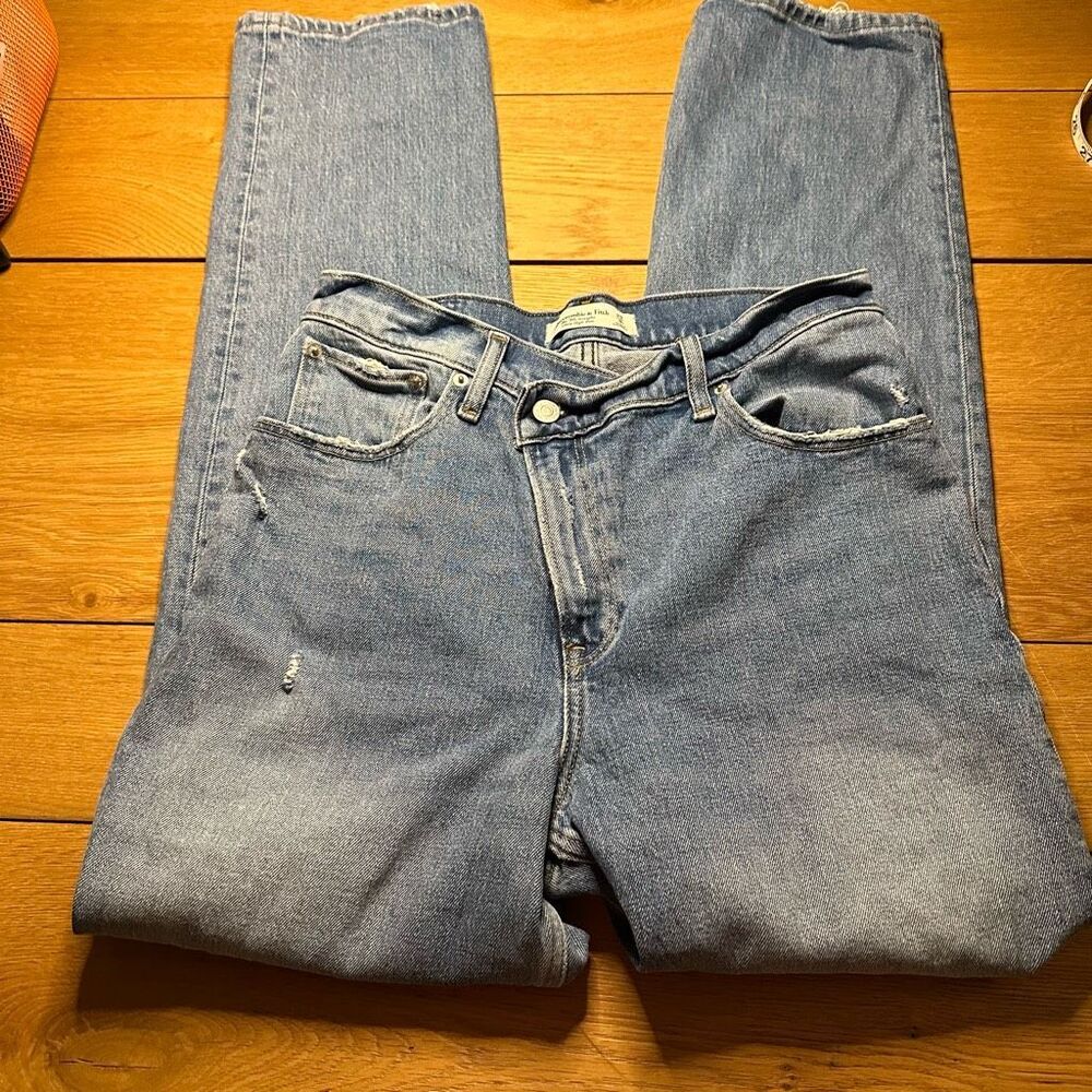 Abercrombie & fitch ultra high rise 90s straight 29/8tall